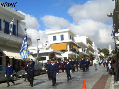 2008.10os.28 ethniki eorti 012